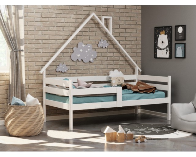 Детская кровать-домик из массива березы Соня-2 Белый/лак 900х1800